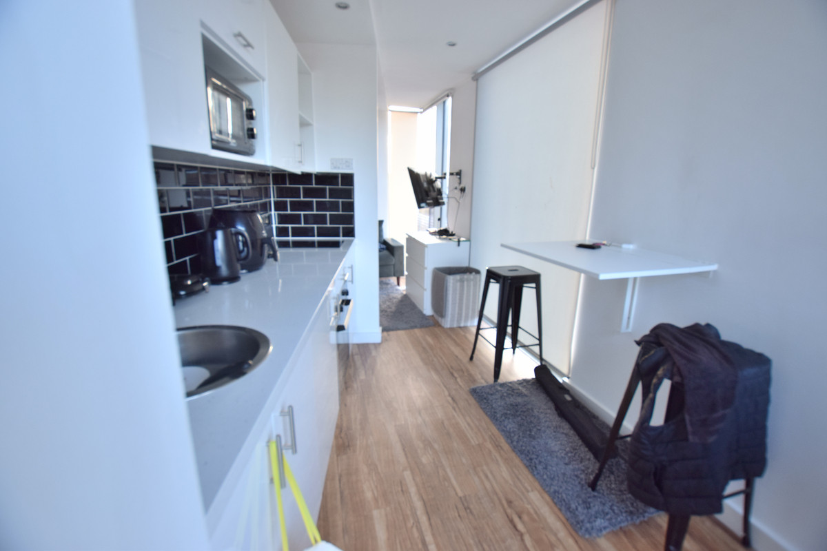 1 bedroom Detached House For Sale