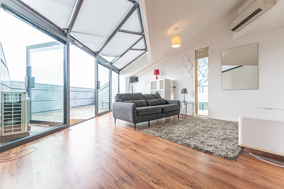 2 bedroom Apartment Sold