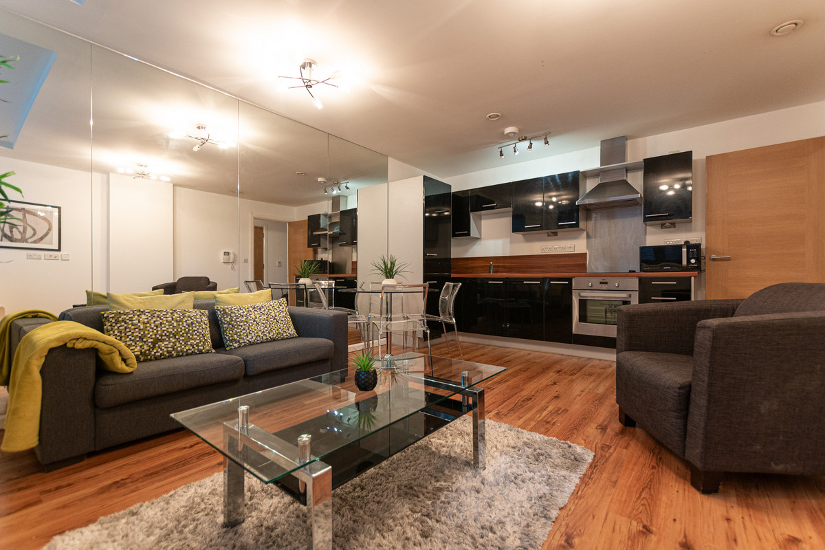 2 bedroom Apartment For Sale