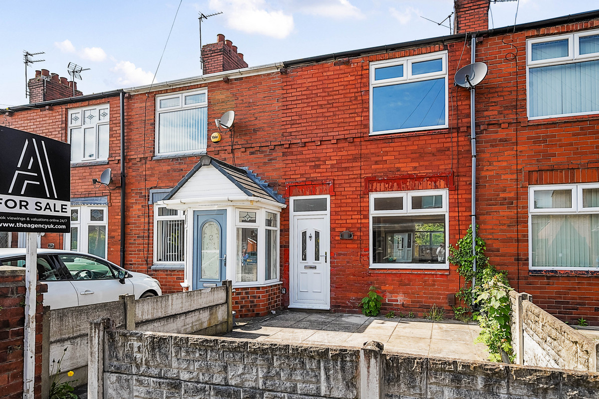 2 bedroom Terraced House Sold