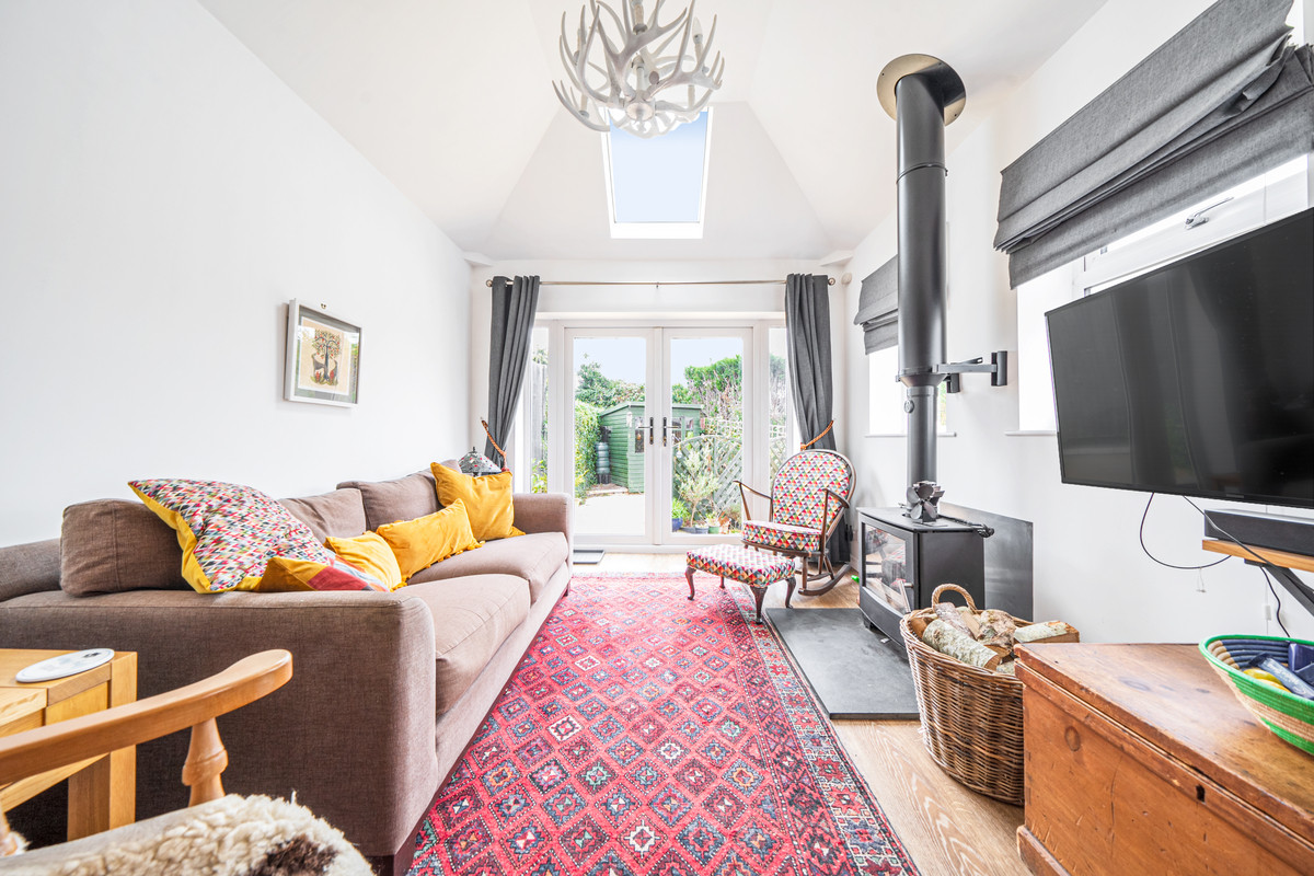 2 bedroom  For Sale