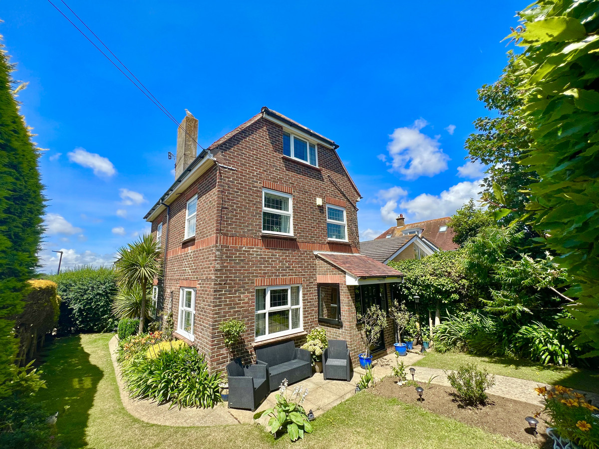 4 bedroom  For Sale