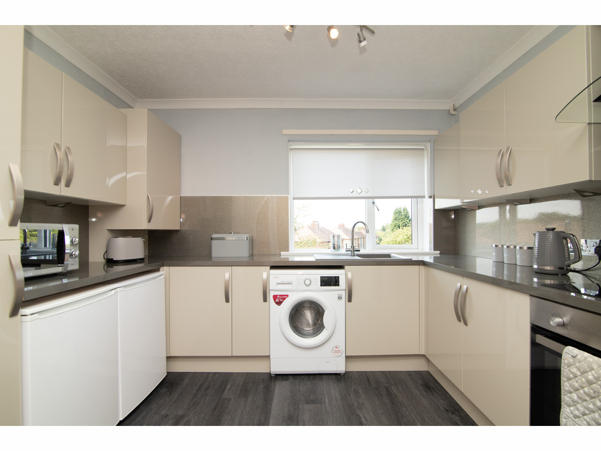 2 bedroom Terraced House Sold