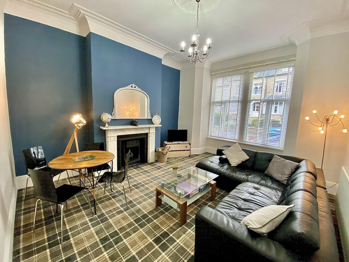 2 bedroom Terraced House Sold