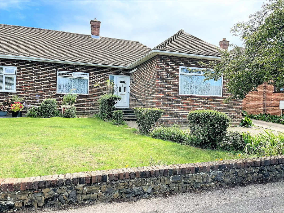 2 bedroom Detached House Sold