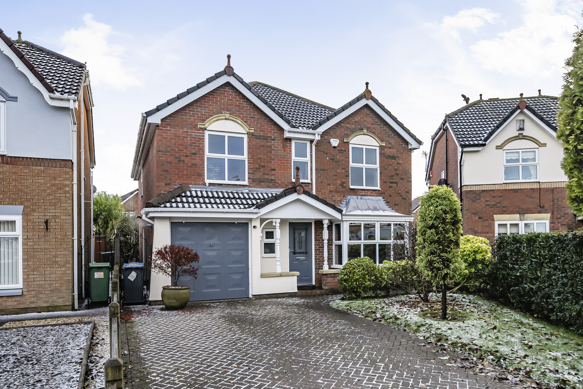 4 bedroom Detached House Sold