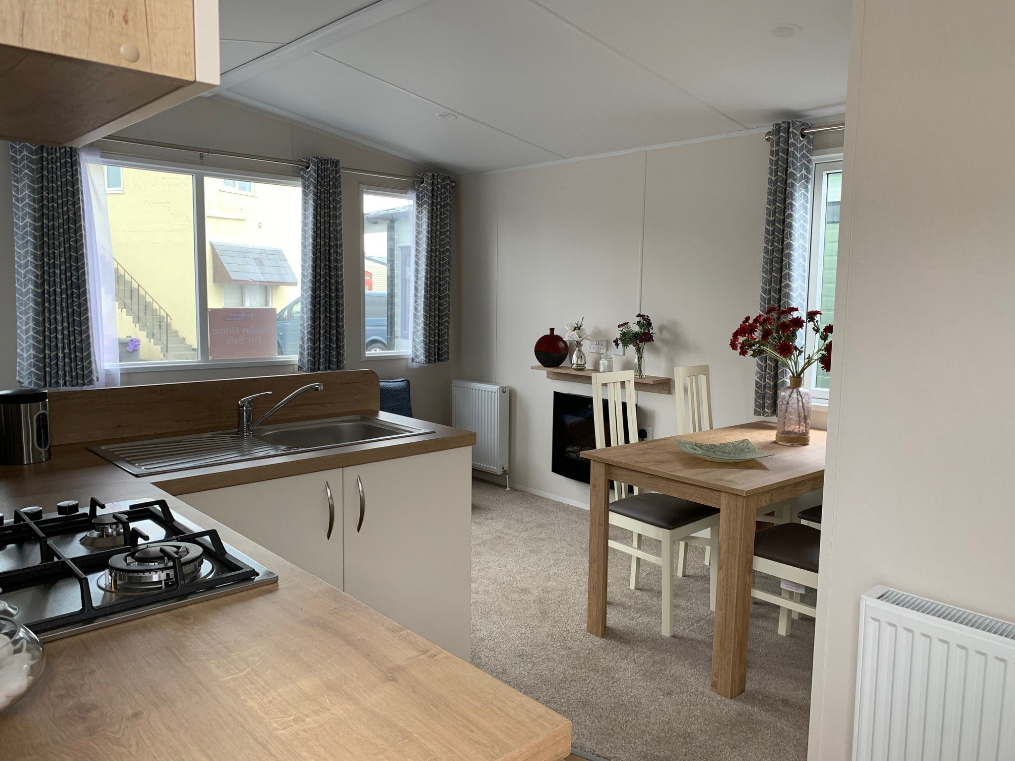 2 bedroom Detached House For Sale