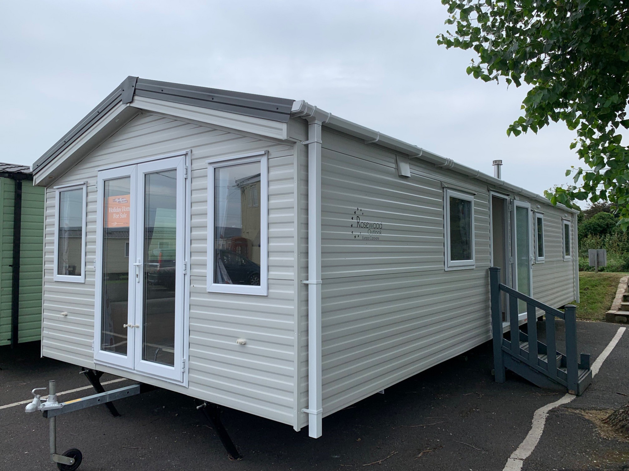 2 bedroom Lodge For Sale