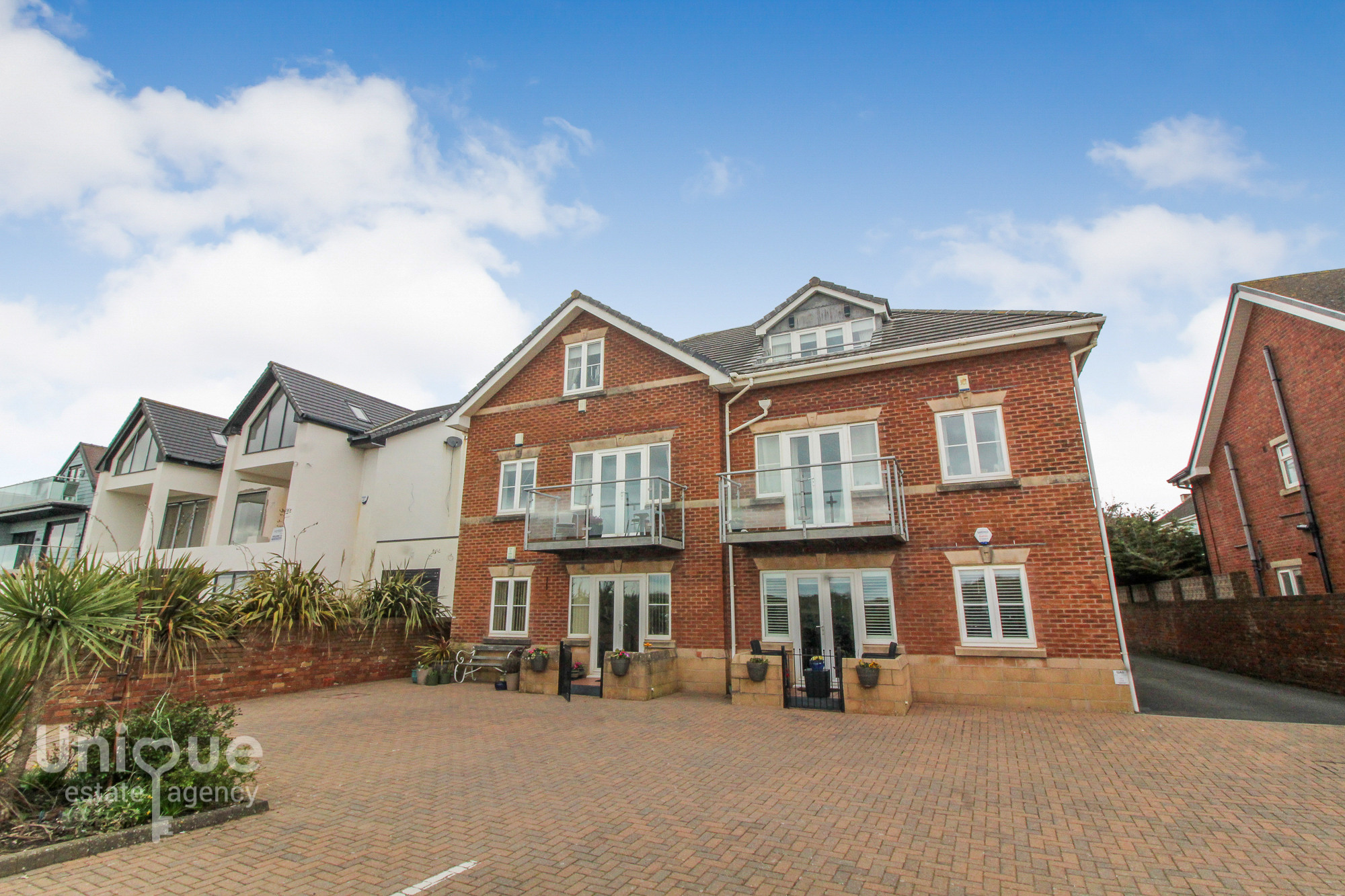 2 bedroom Apartment Sold