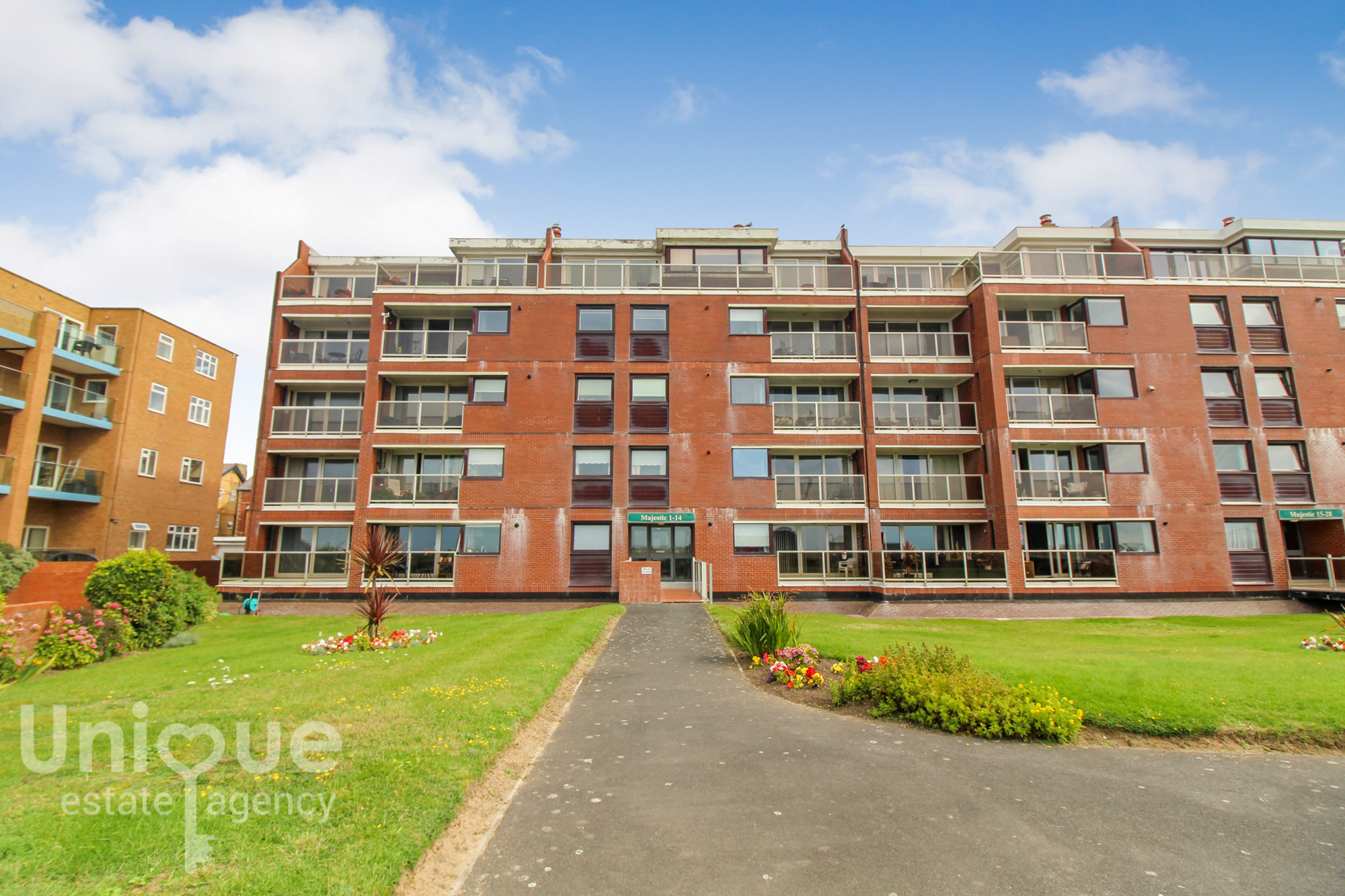 2 bedroom Apartment Sold