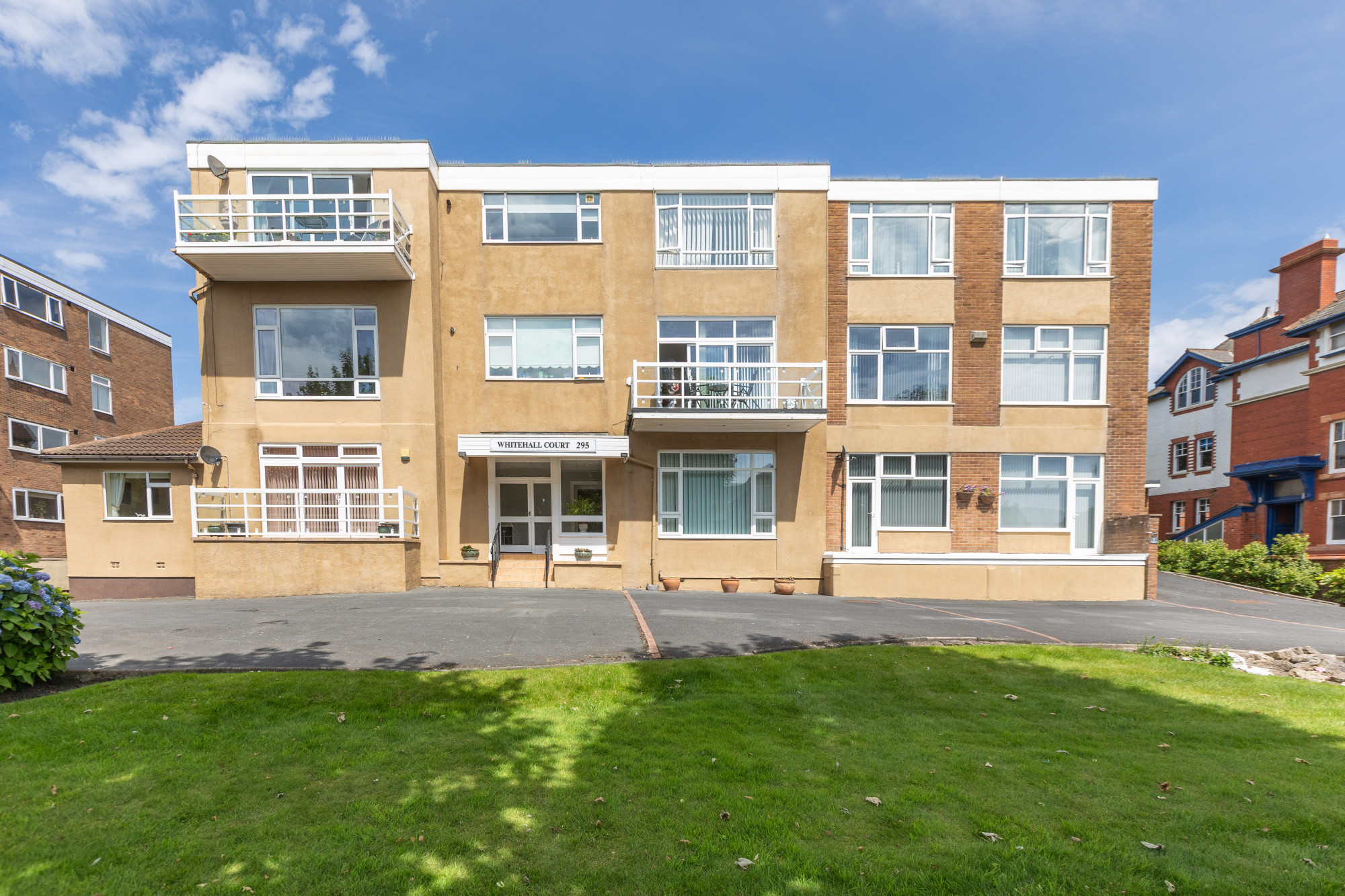 2 bedroom Apartment Sold