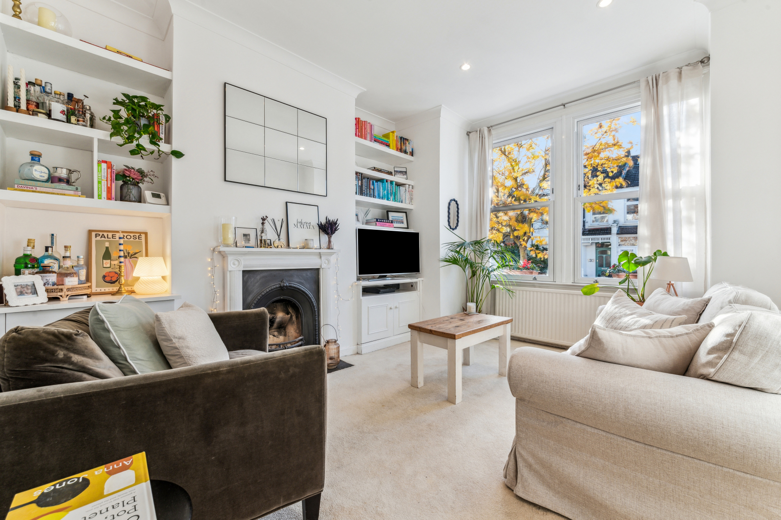 2 bedroom Apartment Sold