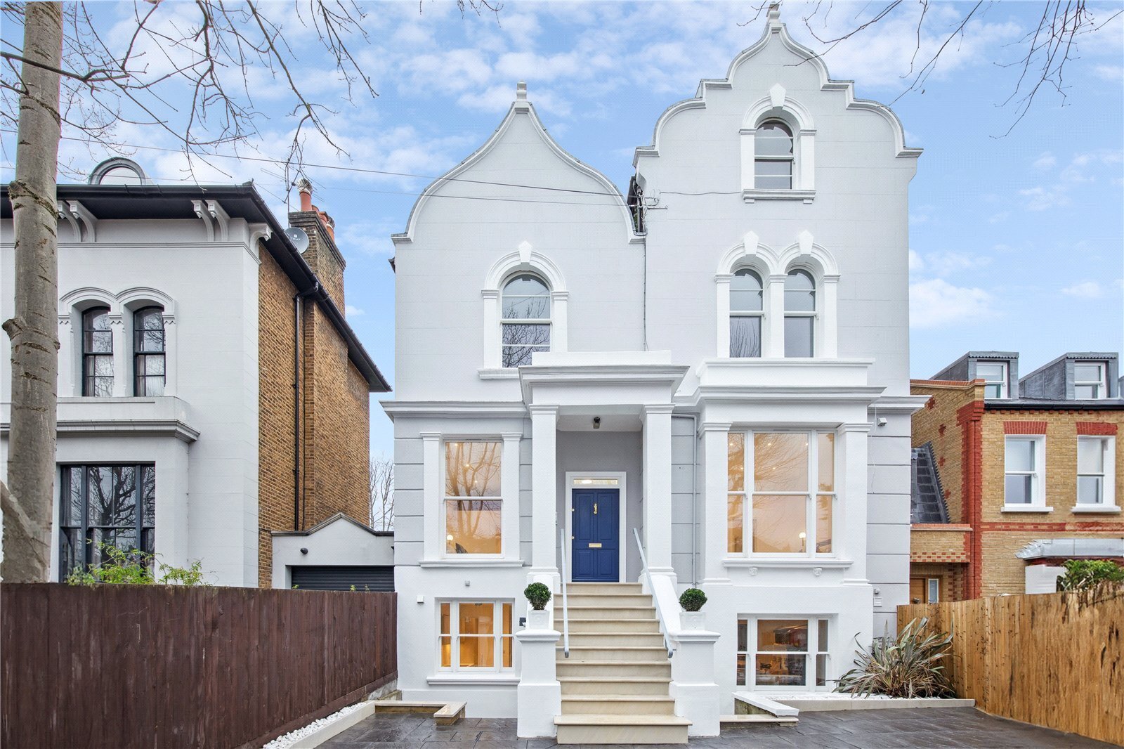 2 bedroom Flat Sold