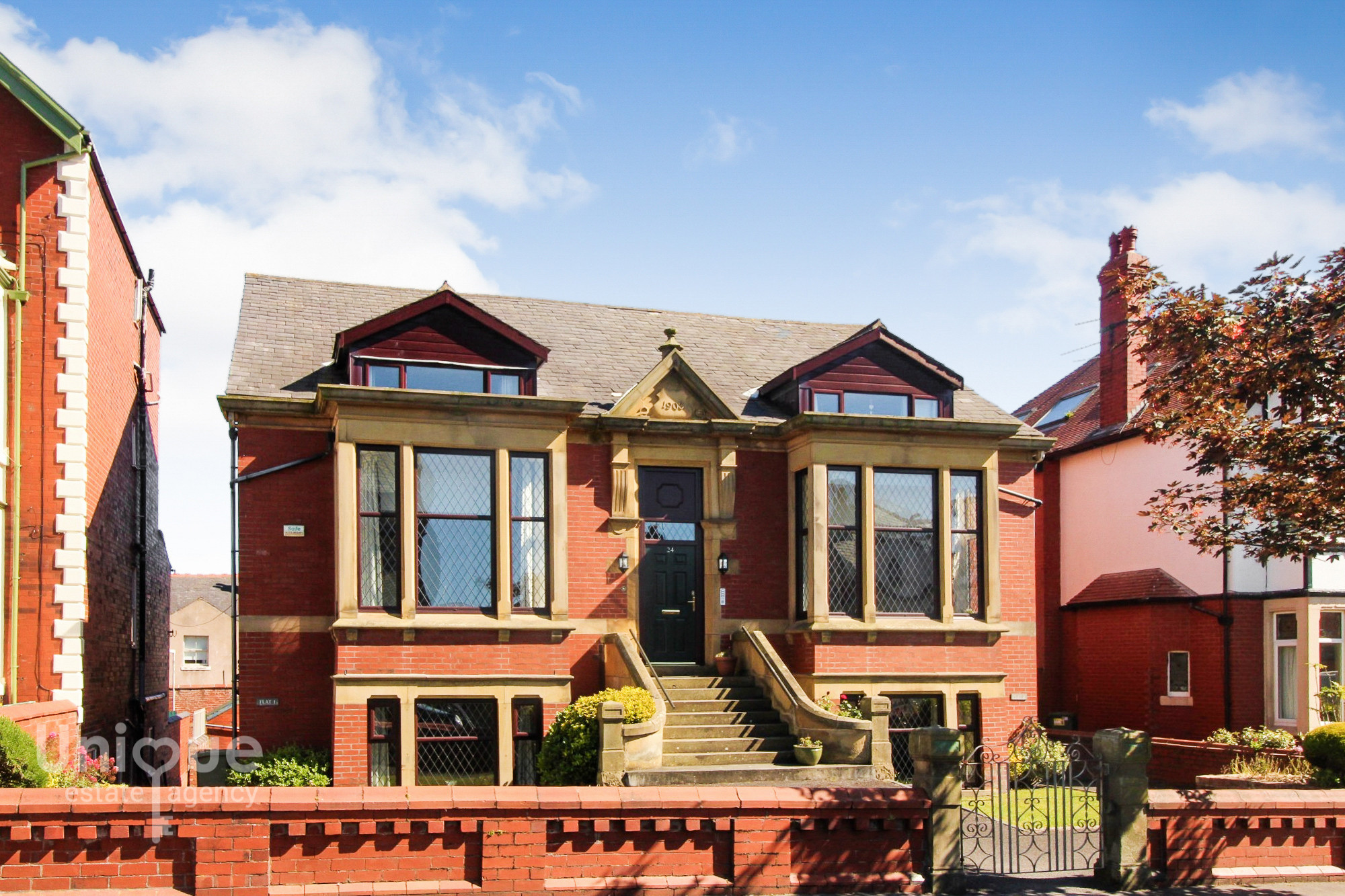 2 bedroom Apartment Sold