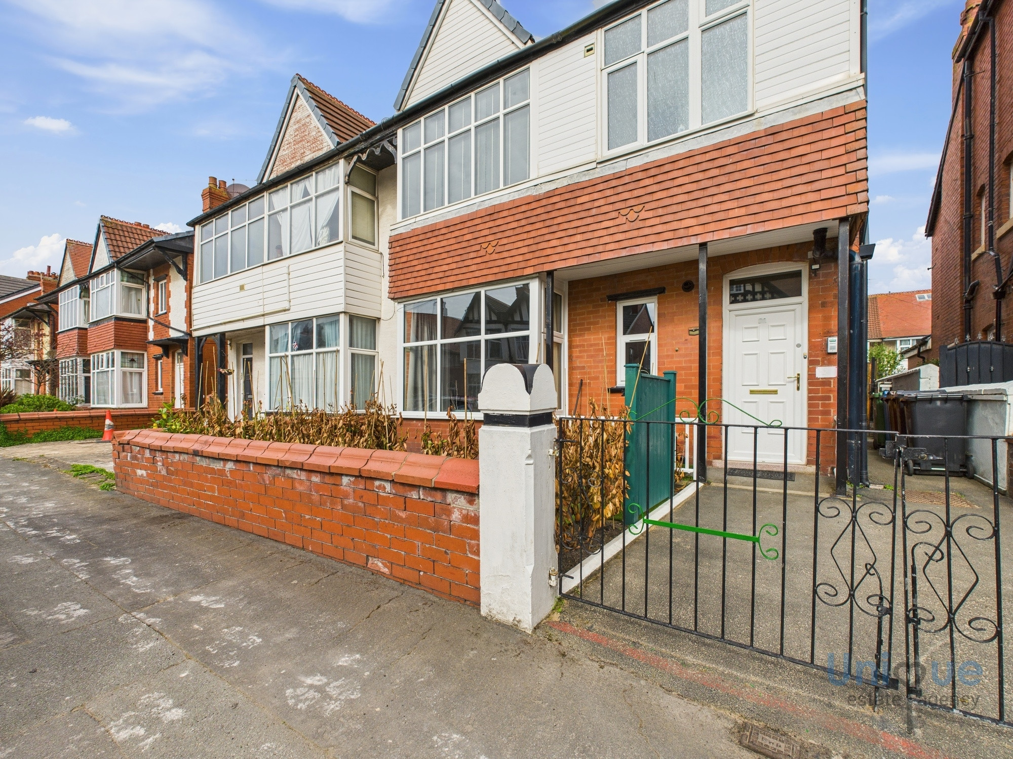 1 bedroom Apartment Sold