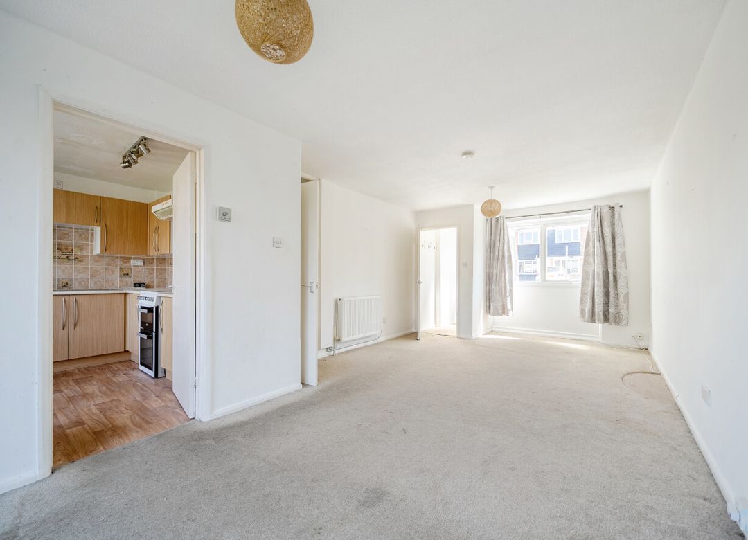 3 bedroom  For Sale