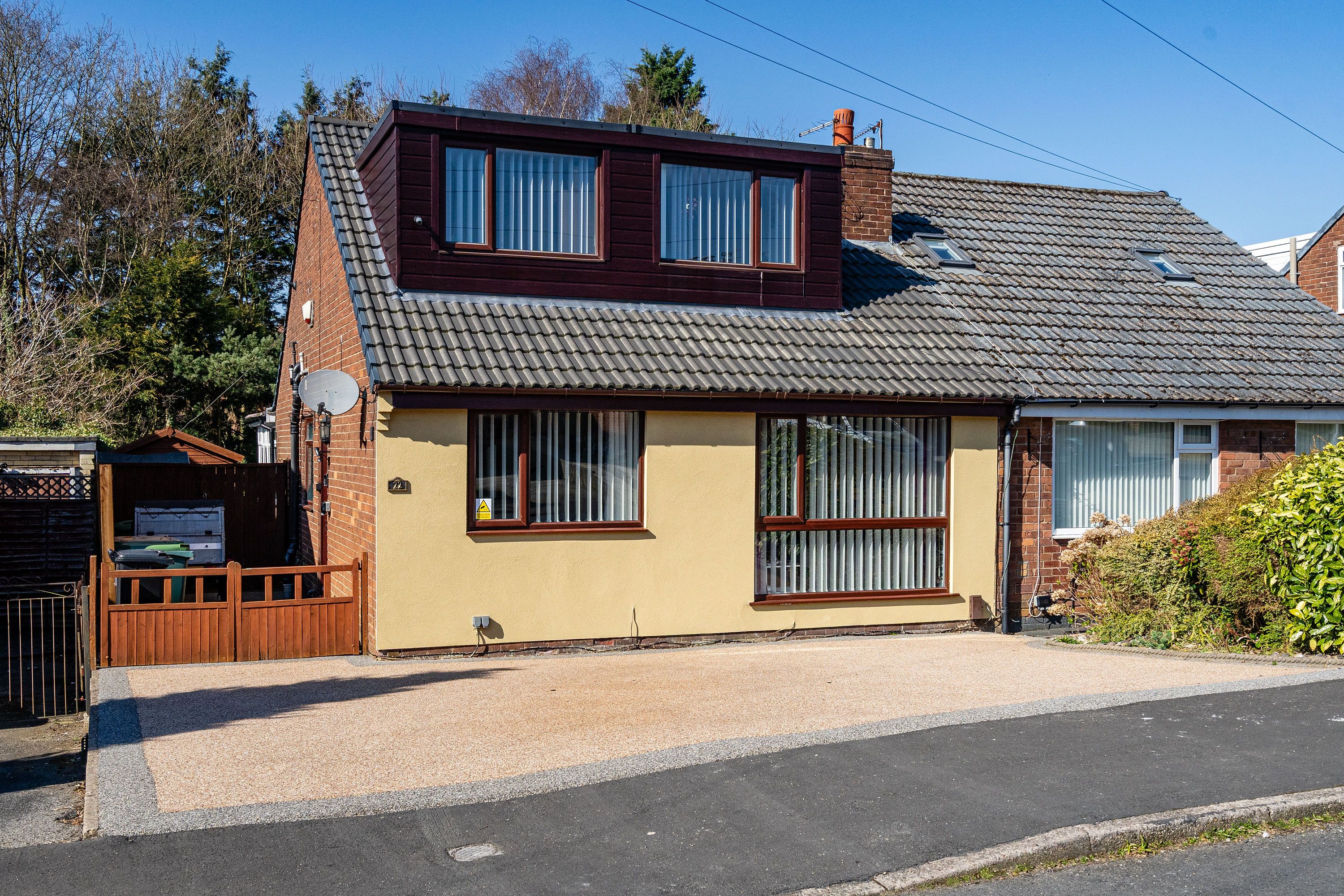 4 bedroom Bungalow SSTC