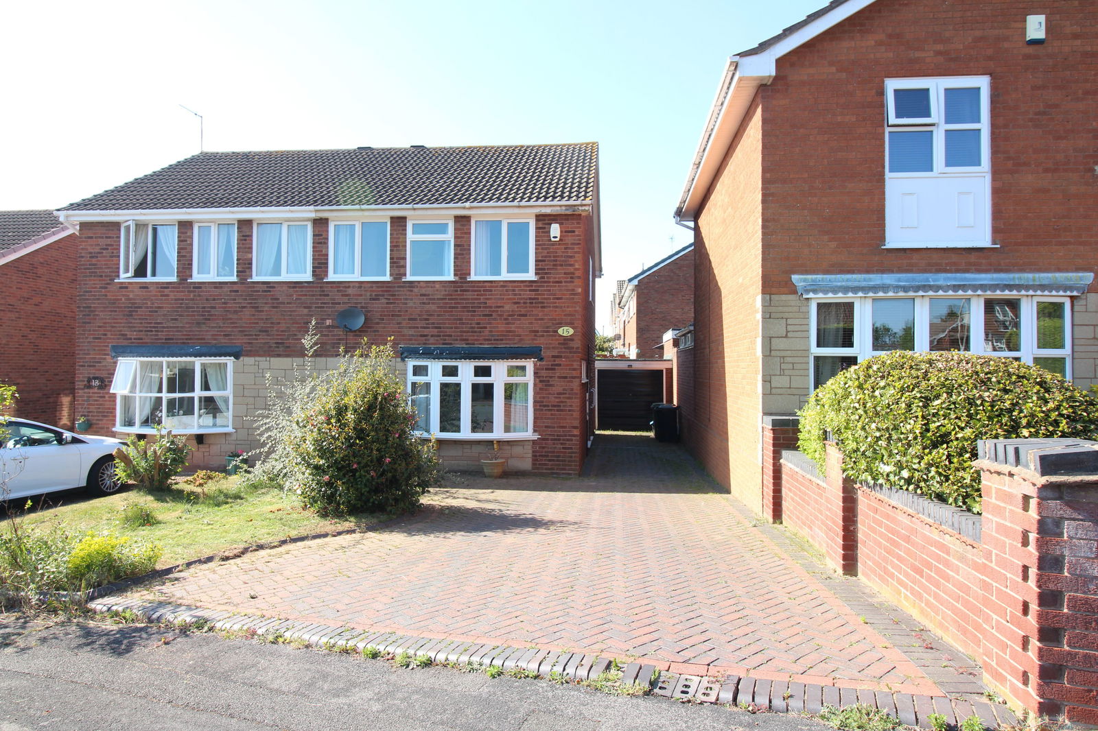 3 bedroom Semi-Detached For Sale