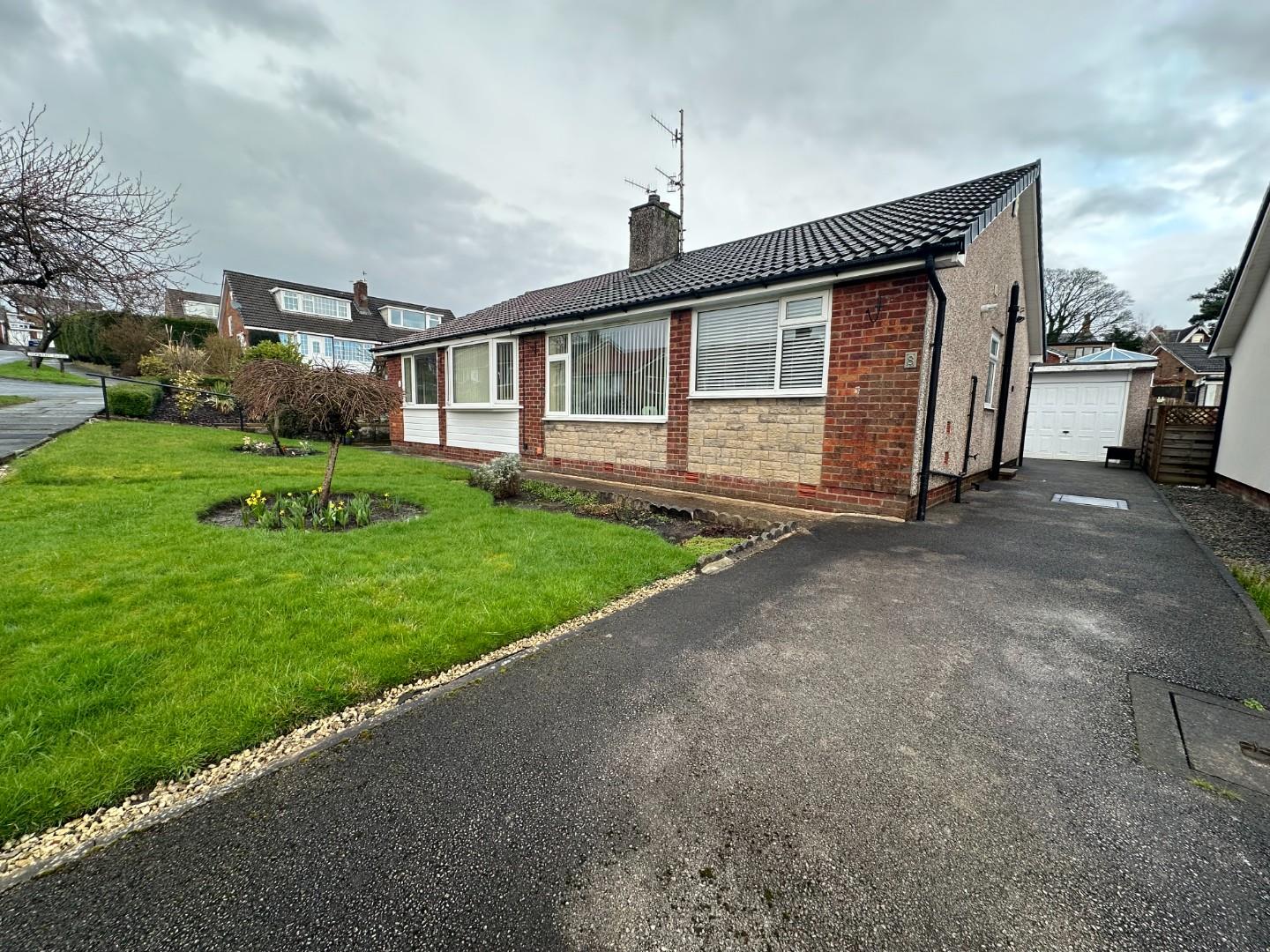 2 bedroom Semi Detached Under Offer