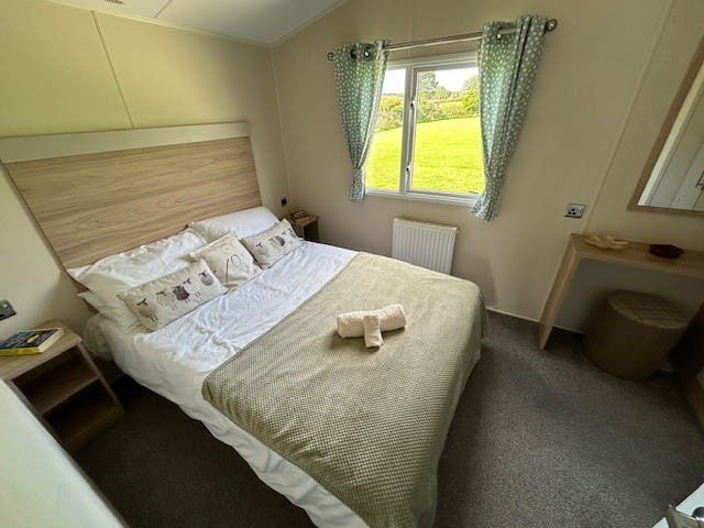 2 bedroom Static Home For Sale
