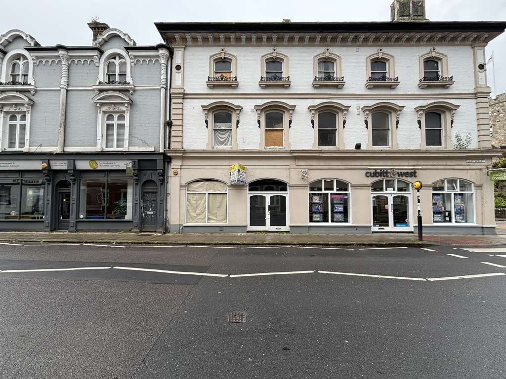 Retail Property (High Street) To Let