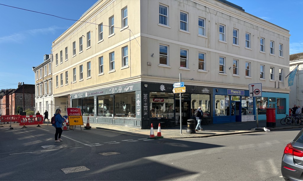 Retail Property (High Street) To Let