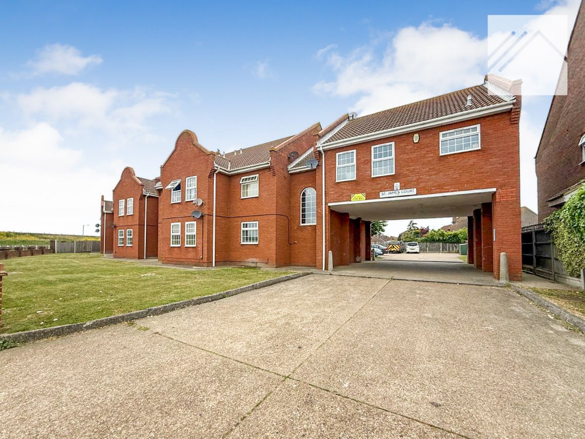2 bedroom Flat Under Offer