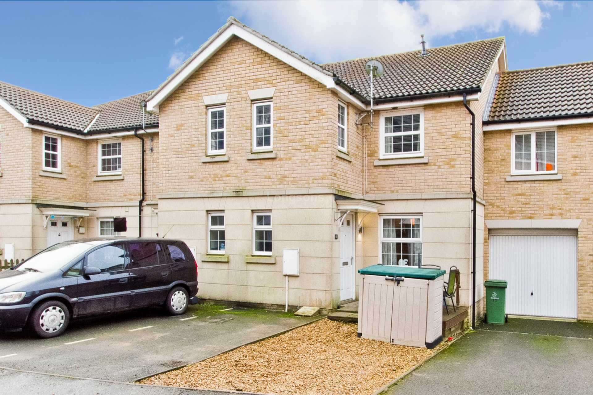 2 bedroom Terraced For Sale