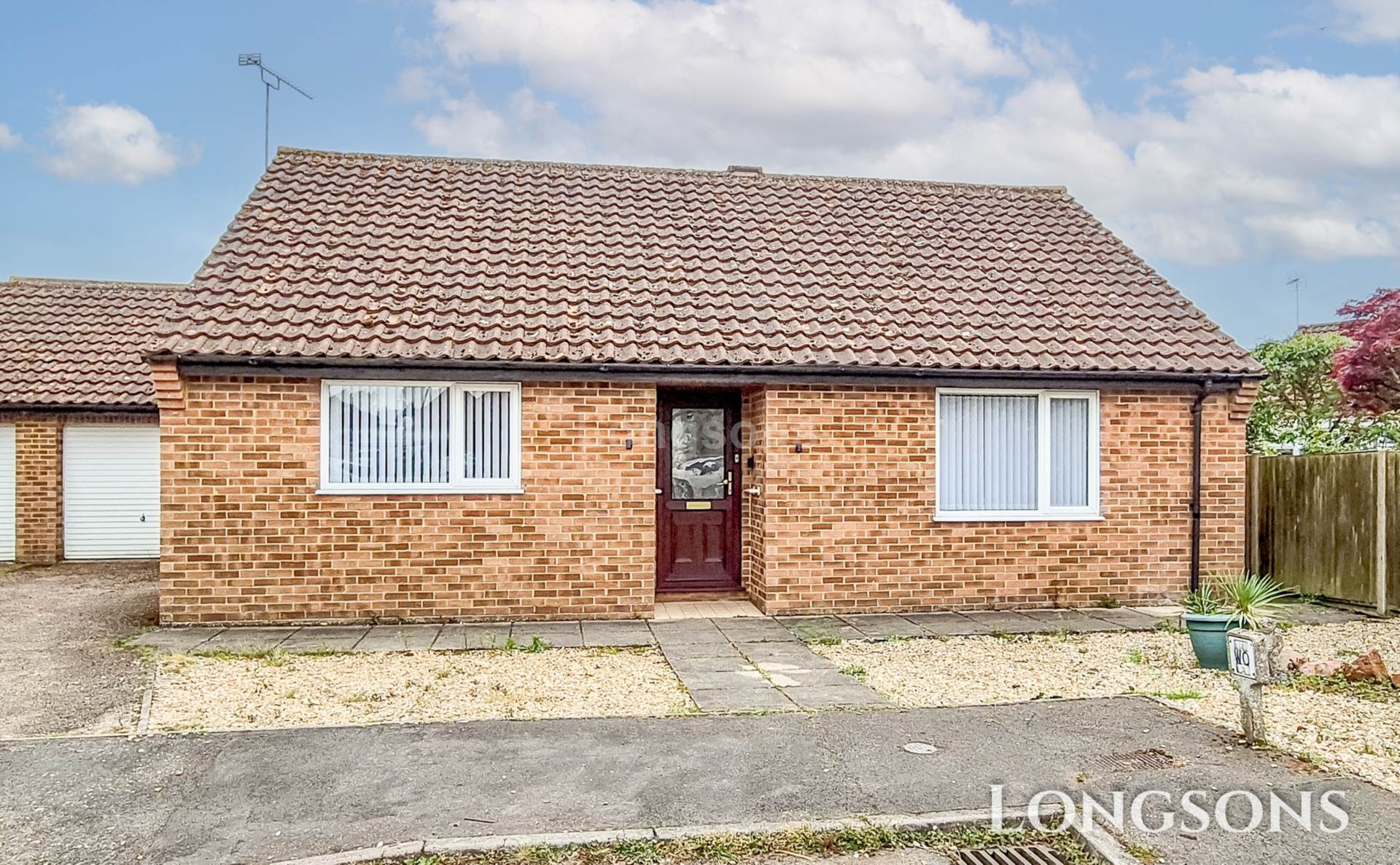 2 bedroom Bungalow To Let