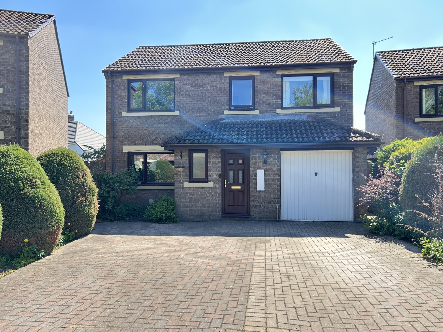 3 bedroom Detached For Sale
