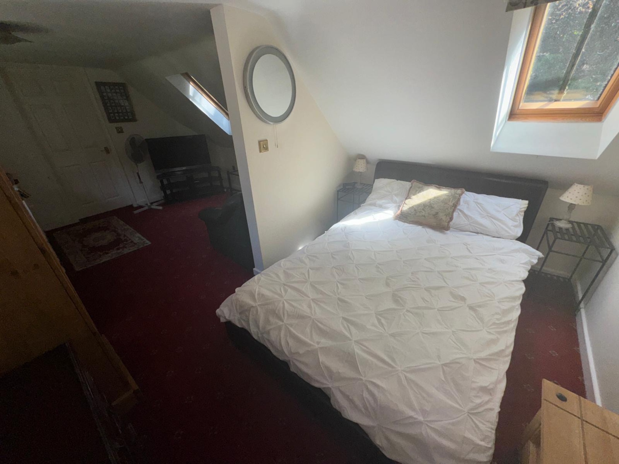 1 bedroom Apartment To Let
