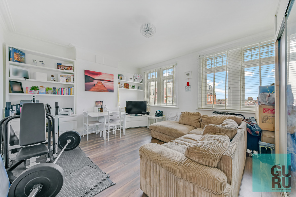 1 bedroom Apartment For Sale