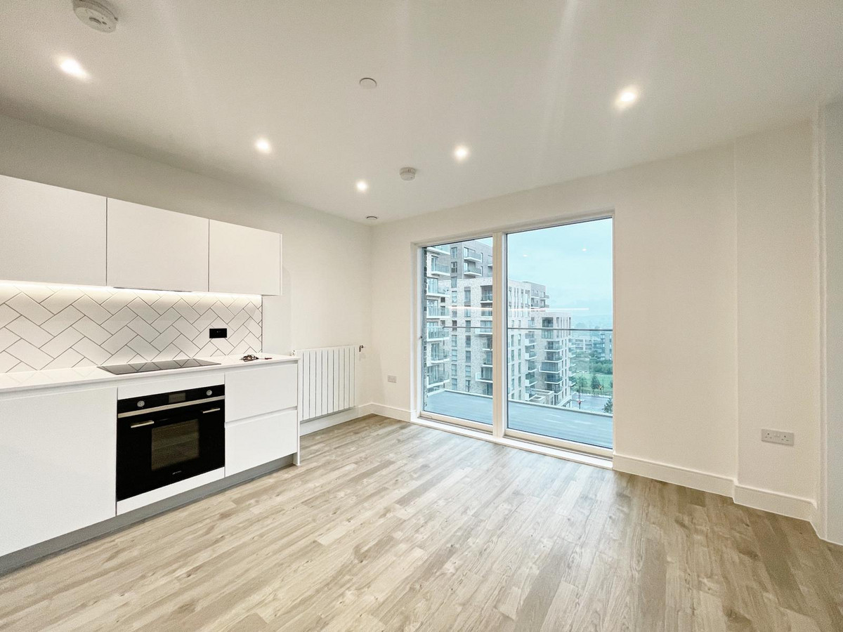 1 bedroom Studio flat To Let