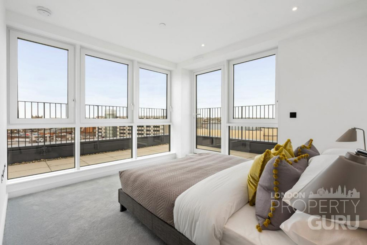 2 bedroom Apartment To Let