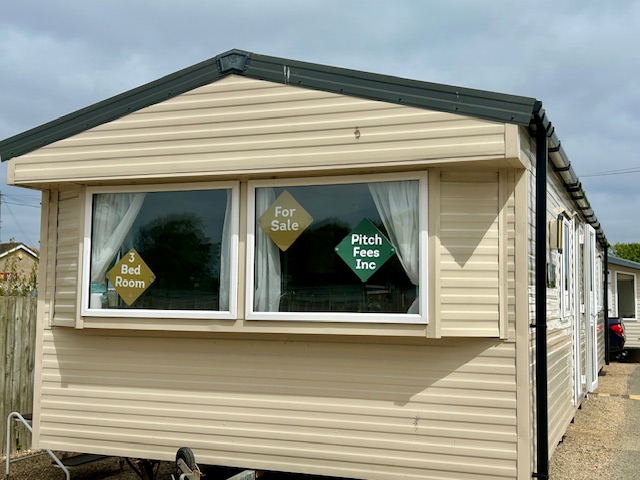 3 bedroom  For Sale