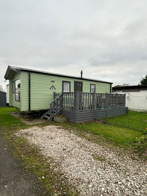 2 bedroom  For Sale