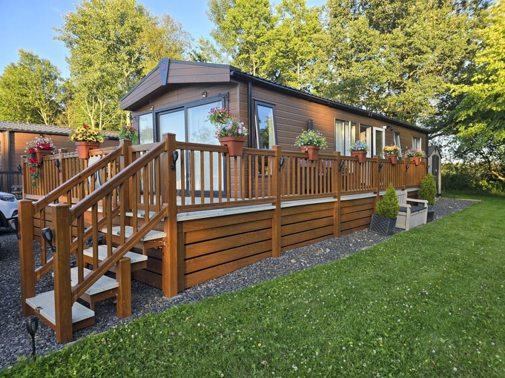 2 bedroom  For Sale