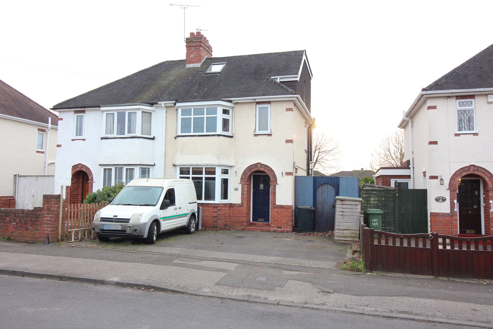 4 bedroom Semi-Detached For Sale