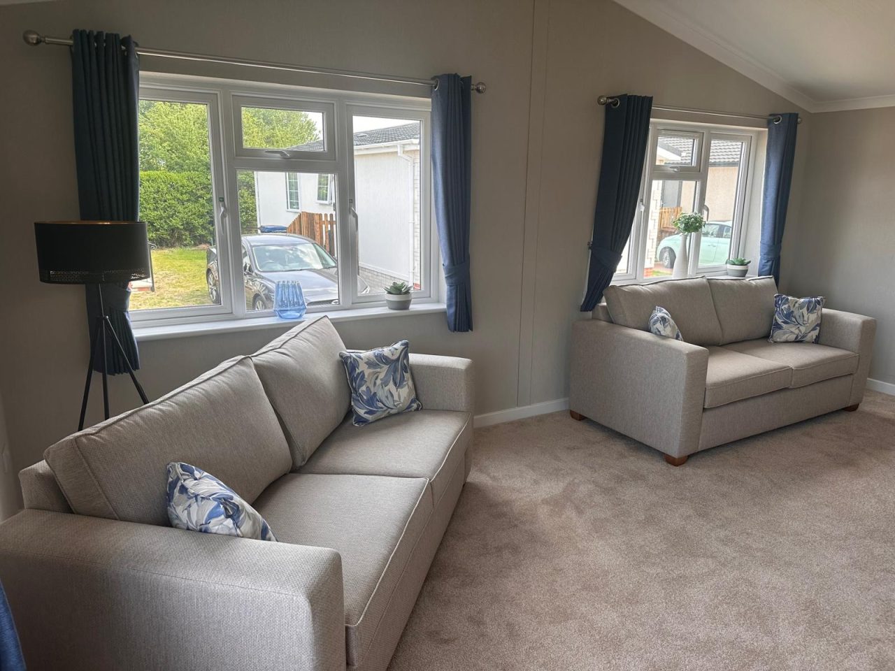 2 bedroom  For Sale