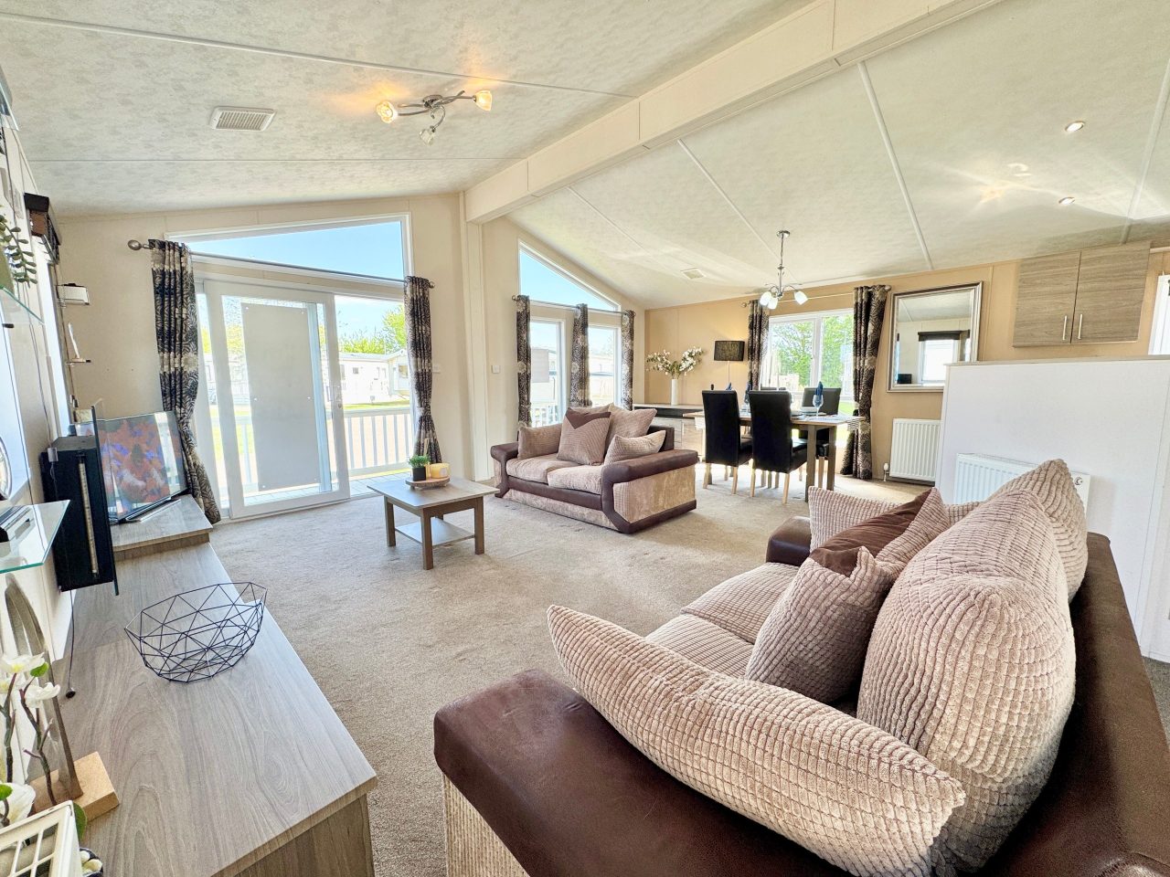 2 bedroom Mobile home For Sale