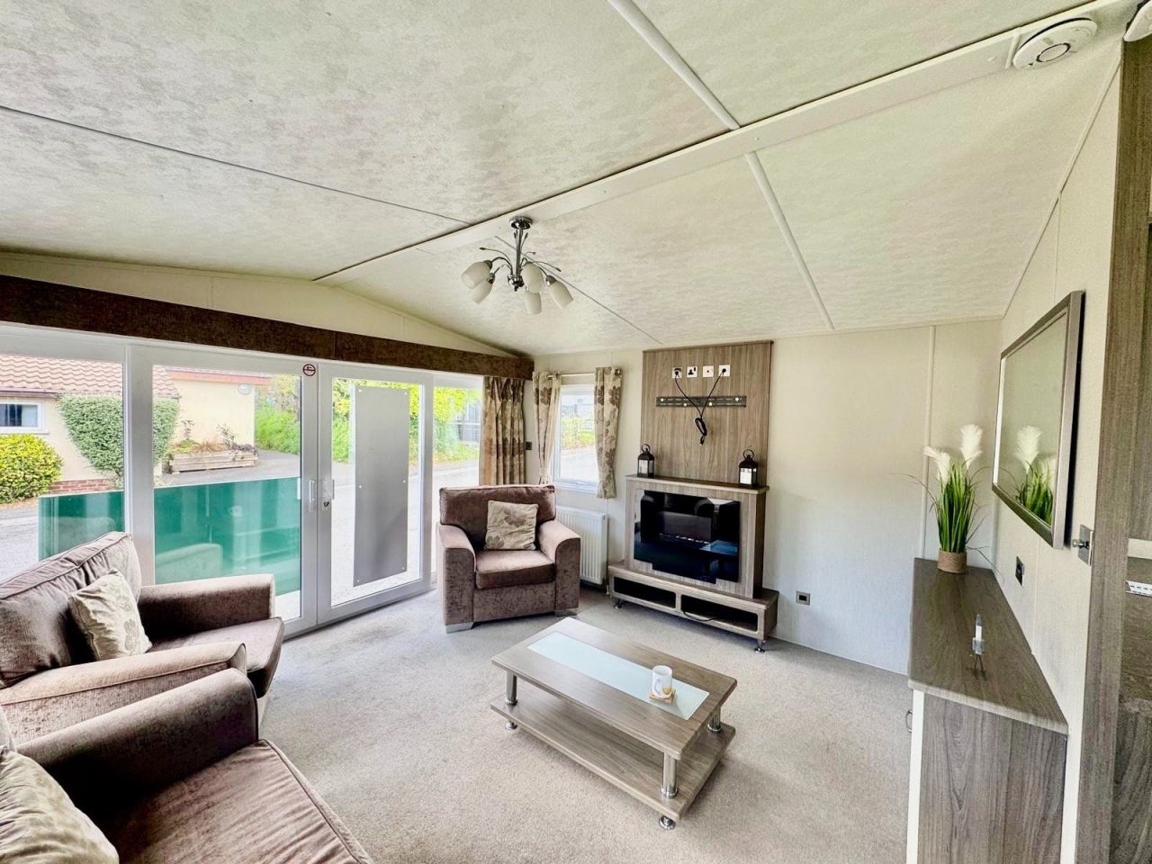 2 bedroom  For Sale