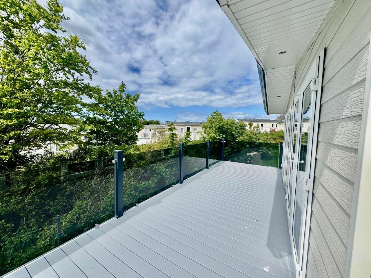 2 bedroom  For Sale