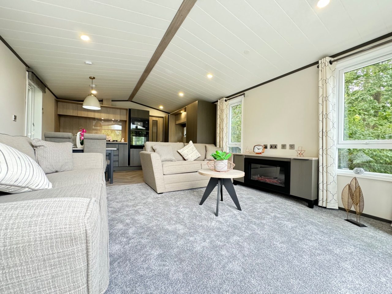 2 bedroom  For Sale