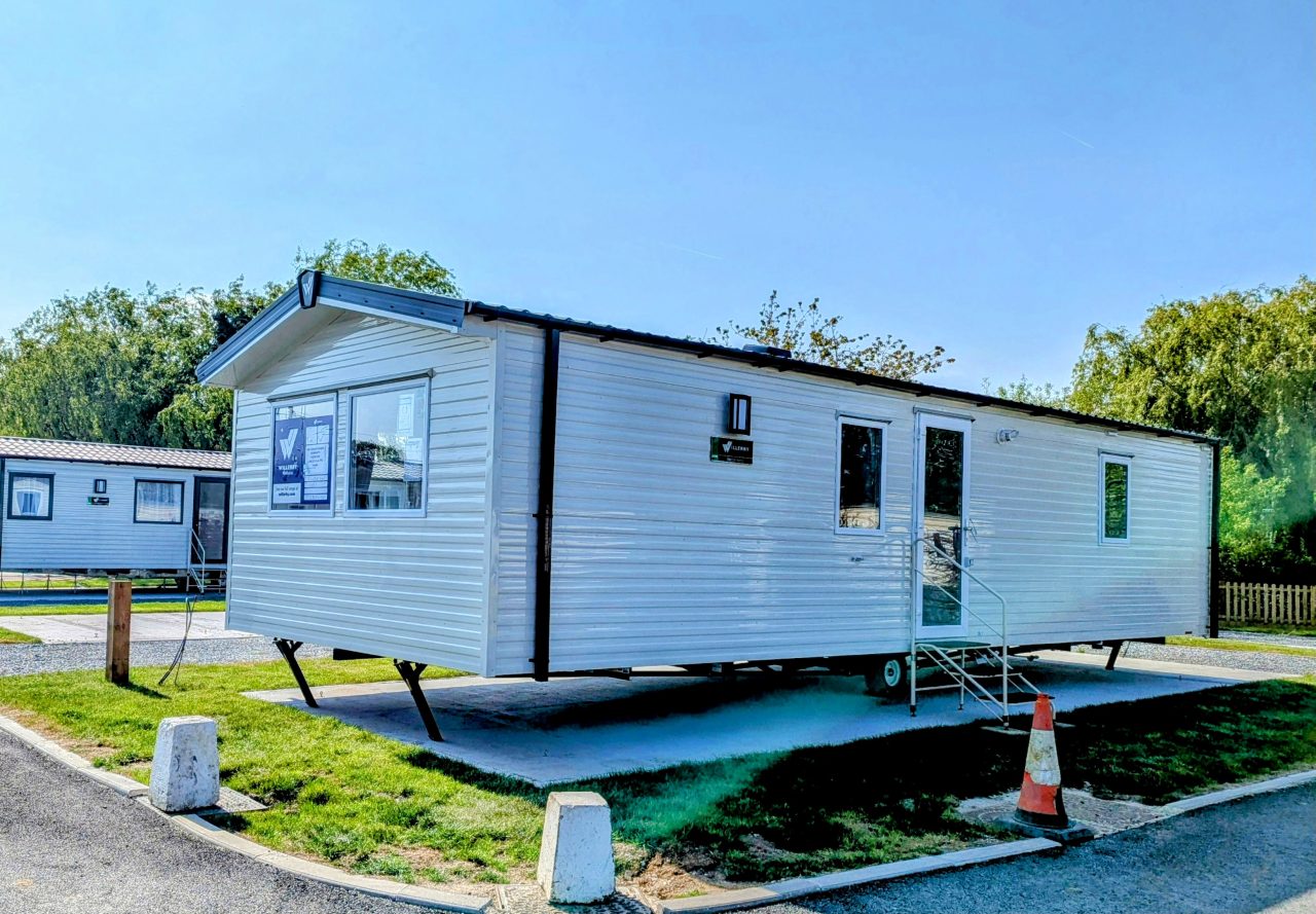 2 bedroom Mobile home For Sale