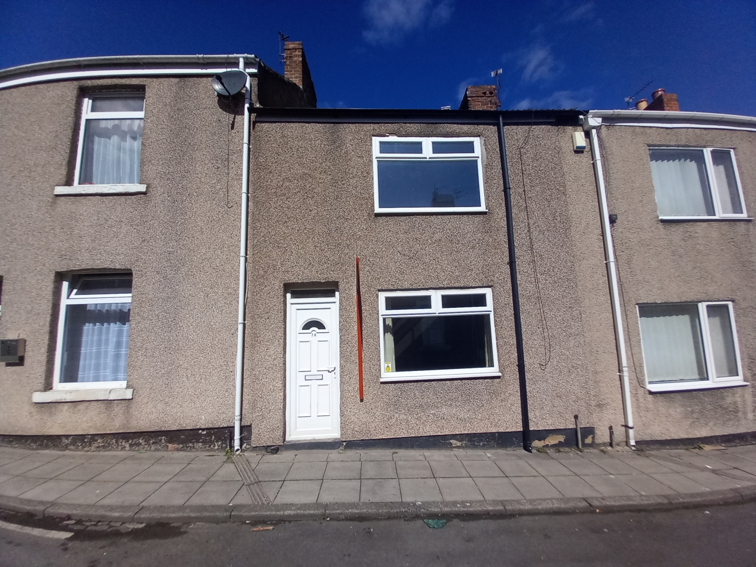 2 bedroom Terraced To Let