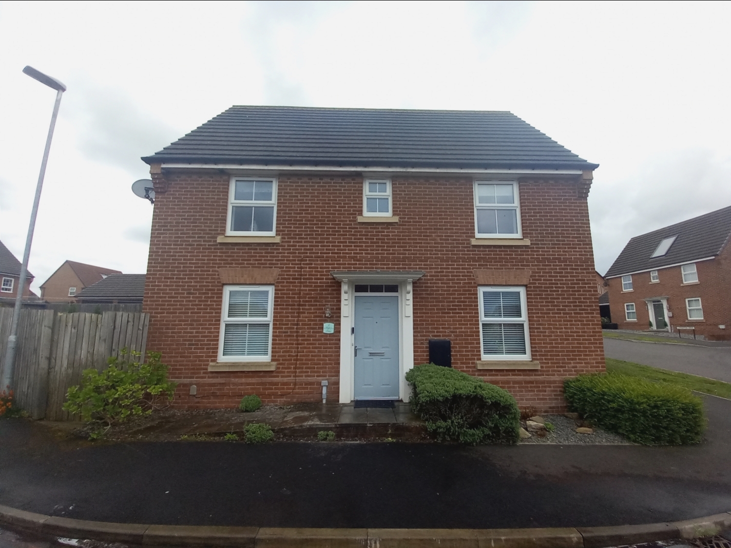 3 bedroom Detached For Sale