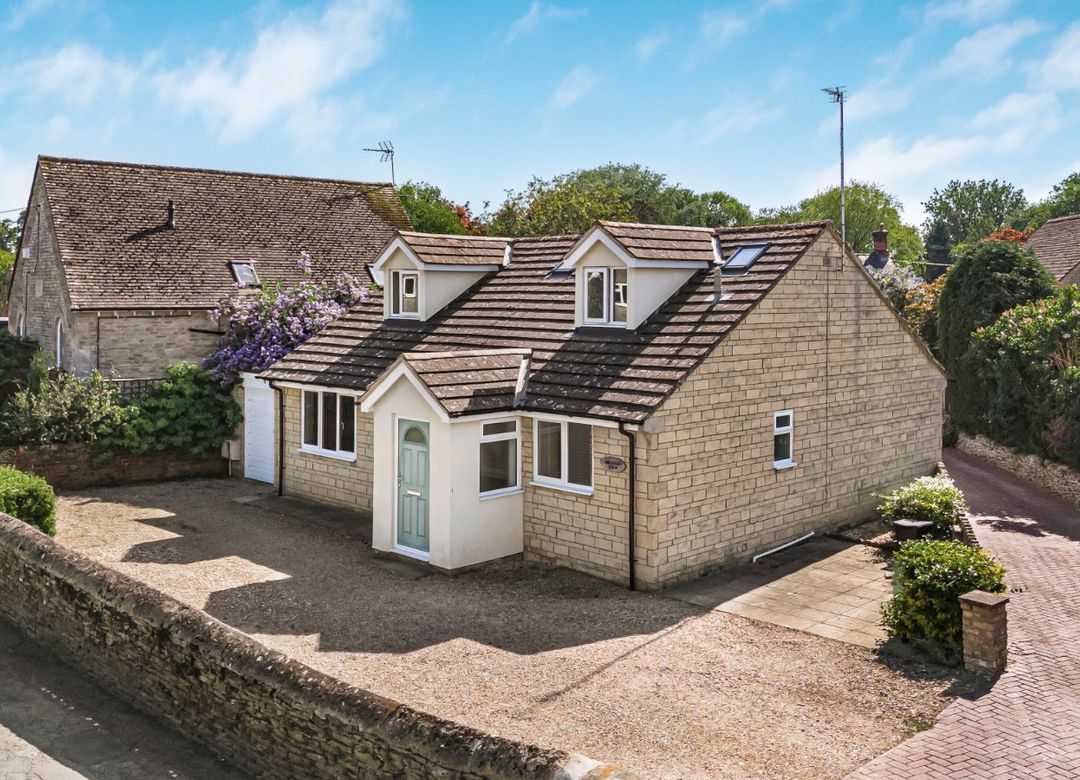 4 bedroom Detached house Sold