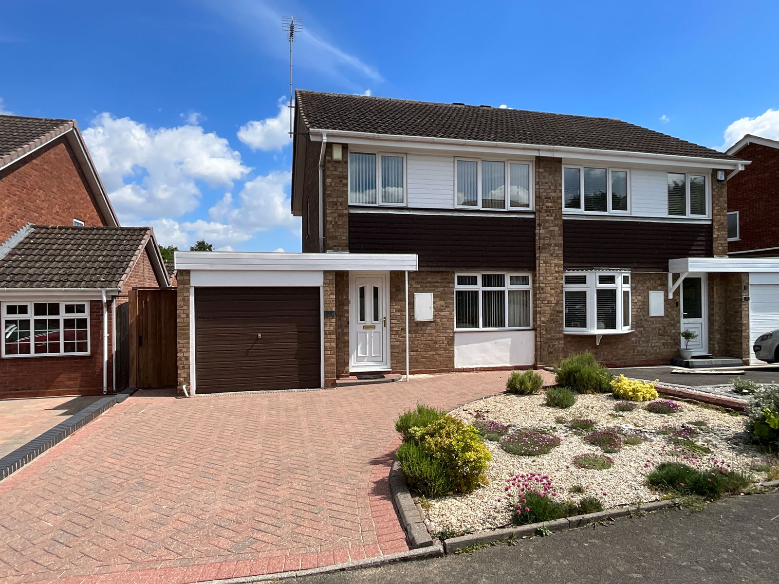 3 bedroom Semi-Detached SSTC