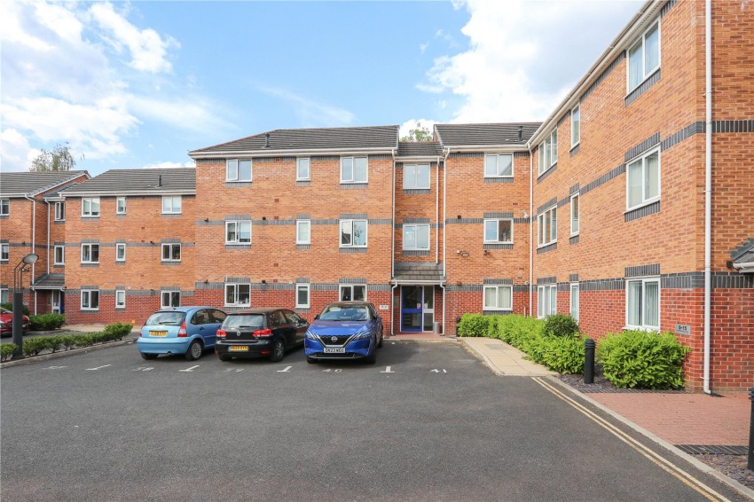 2 bedroom Apartment For Sale
