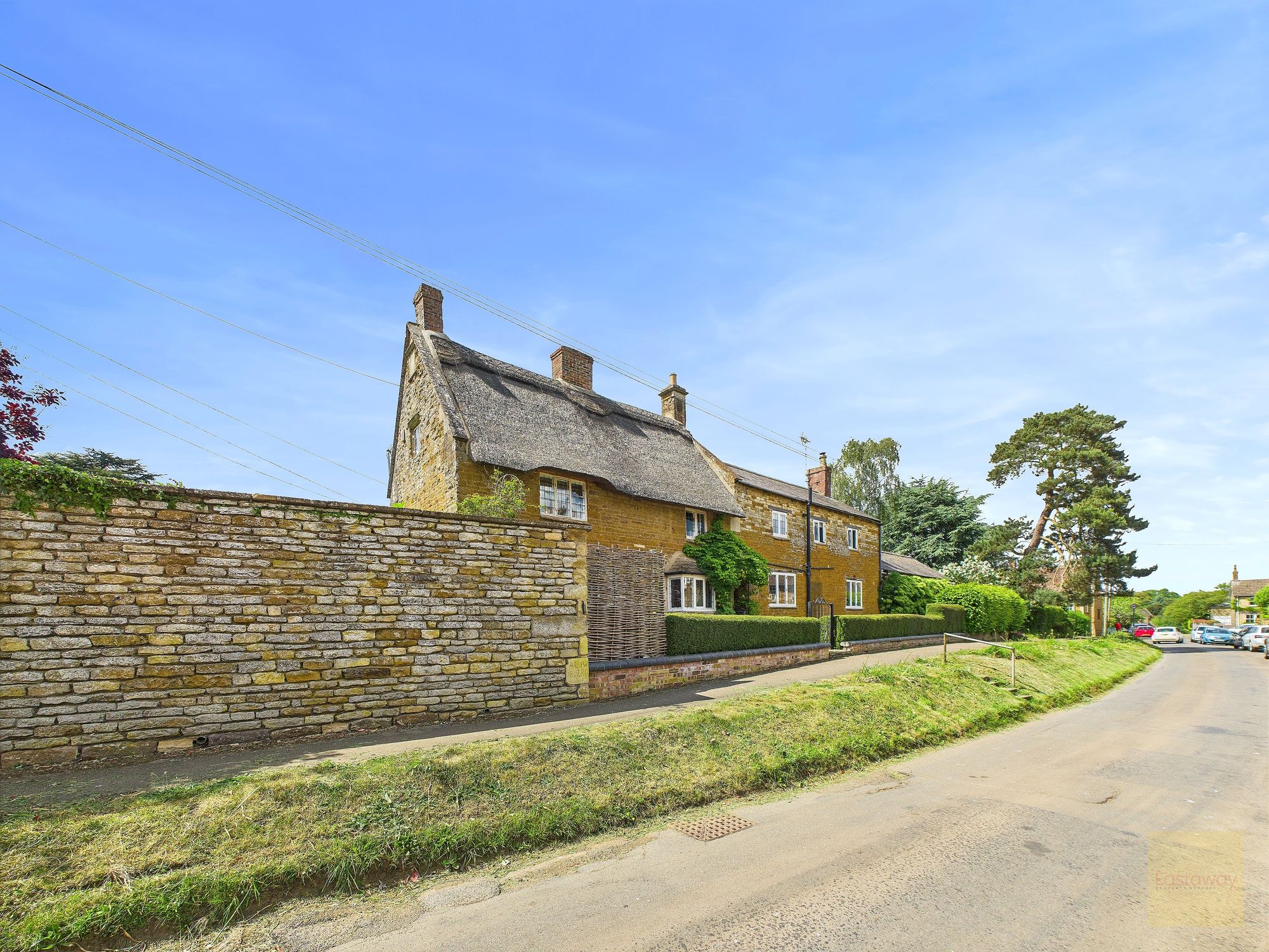 4 bedroom House (unspecified) For Sale